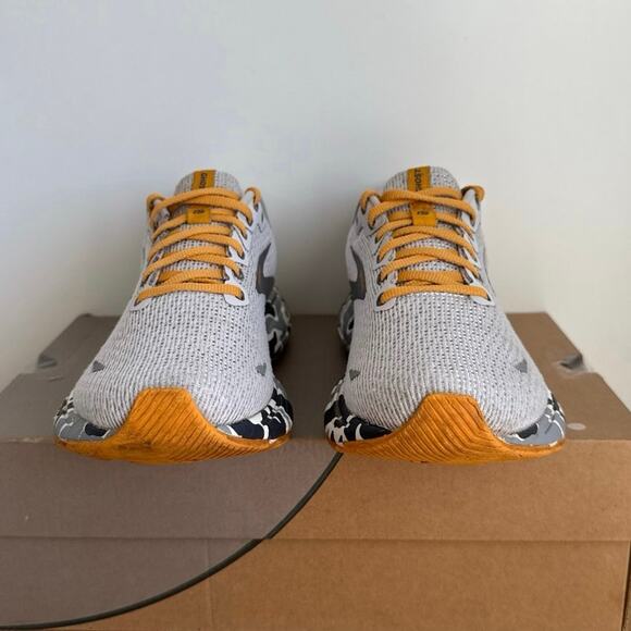 Brooks Ghost 15 Women Running Sneakers - SZ 9.5 - Picture 11 of 14